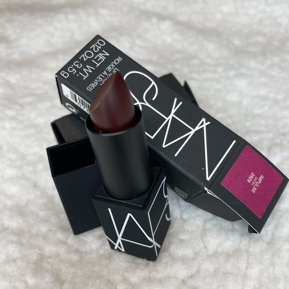 NARS Lipstick - Picture 1 of 3